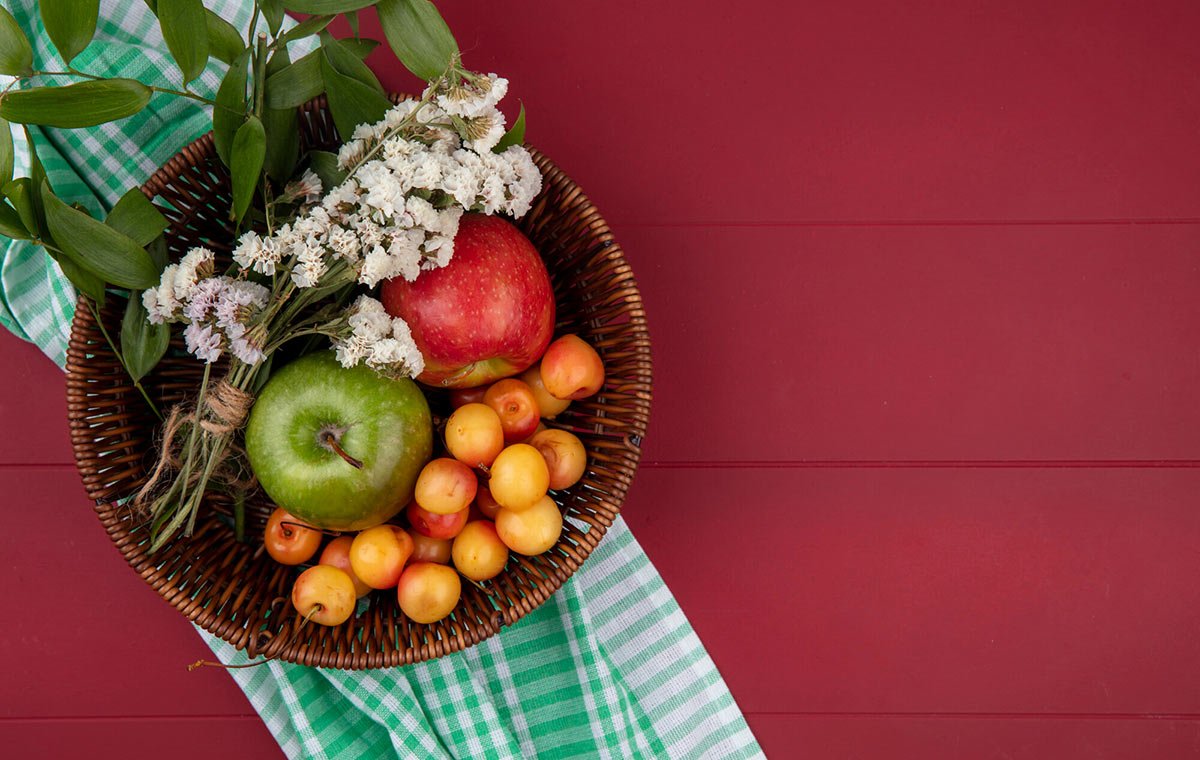 معرفی میوههای بهاری و خواص هر یک