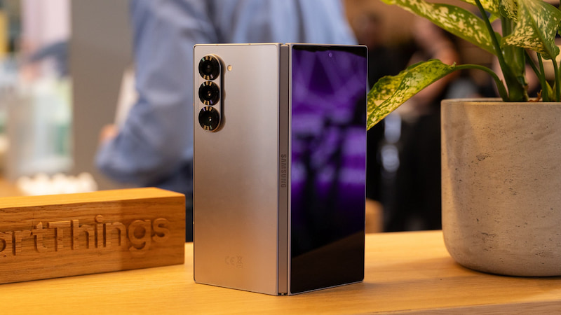 گلکسی زد فولد 6