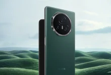 آنر می‌گوید برای باریک‌تر ساختنِ Magic V3 از نخستین باتری دنیا با سیلیکون ۱۰ درصدی استفاده کرده است