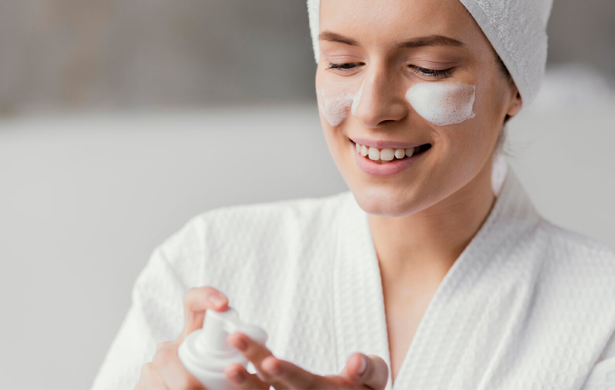 لاکتیک اسید چیست و چه فایده ای برای پوست دارد؟