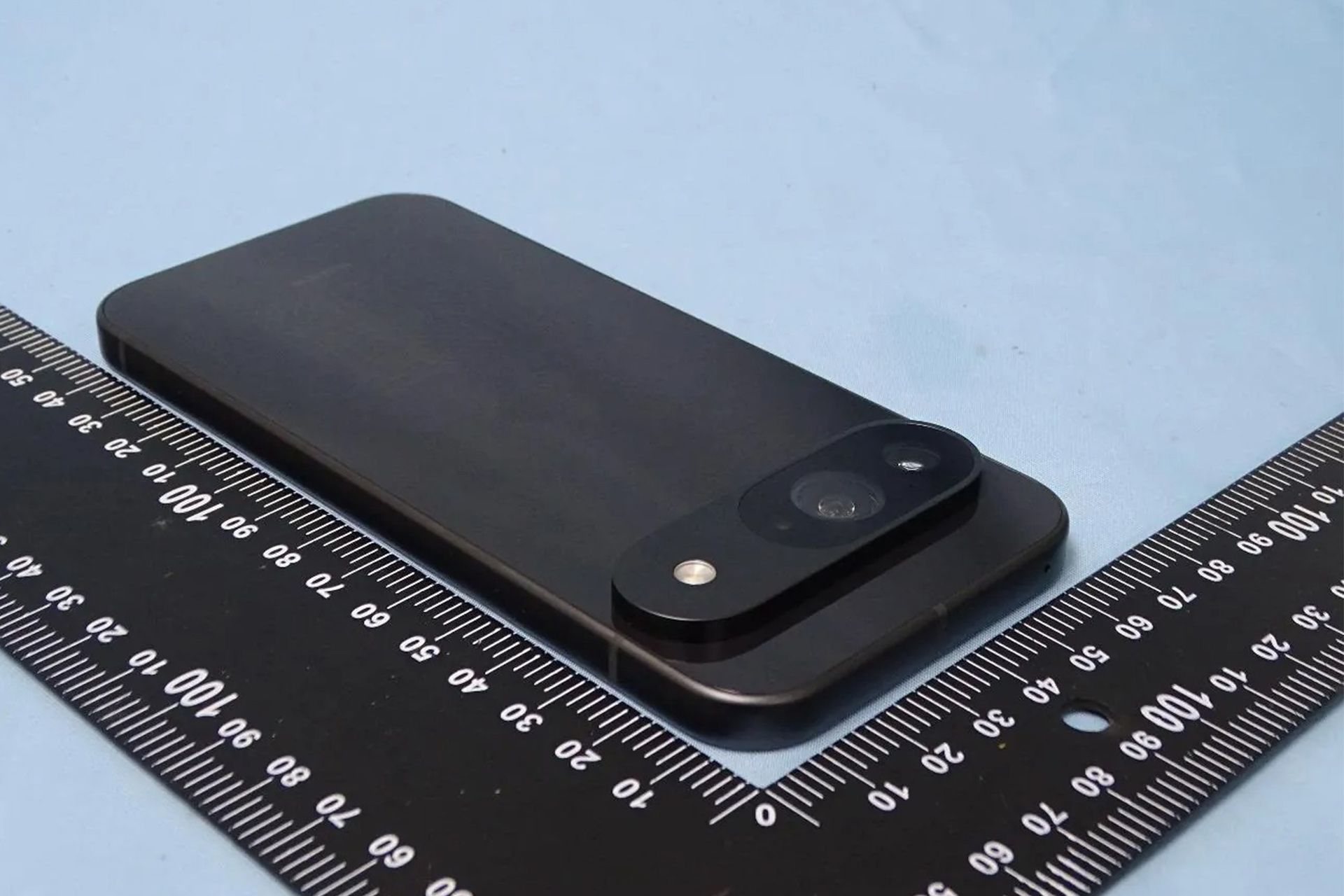 تصاویر لو رفته از پیکسل ۹