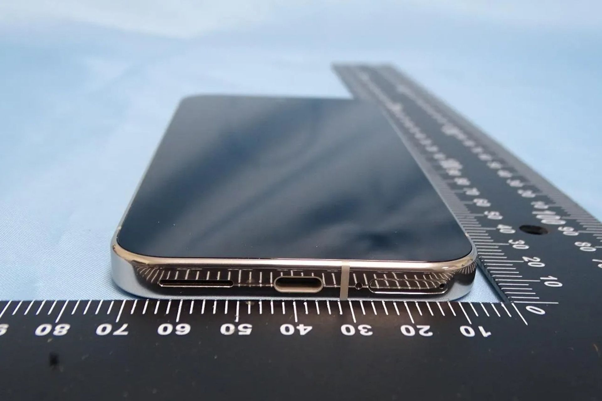 تصاویر لو رفته از پیکسل ۹ پرو