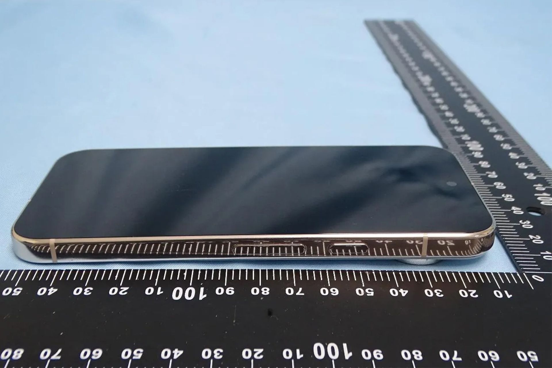 تصاویر لو رفته از پیکسل ۹ پرو