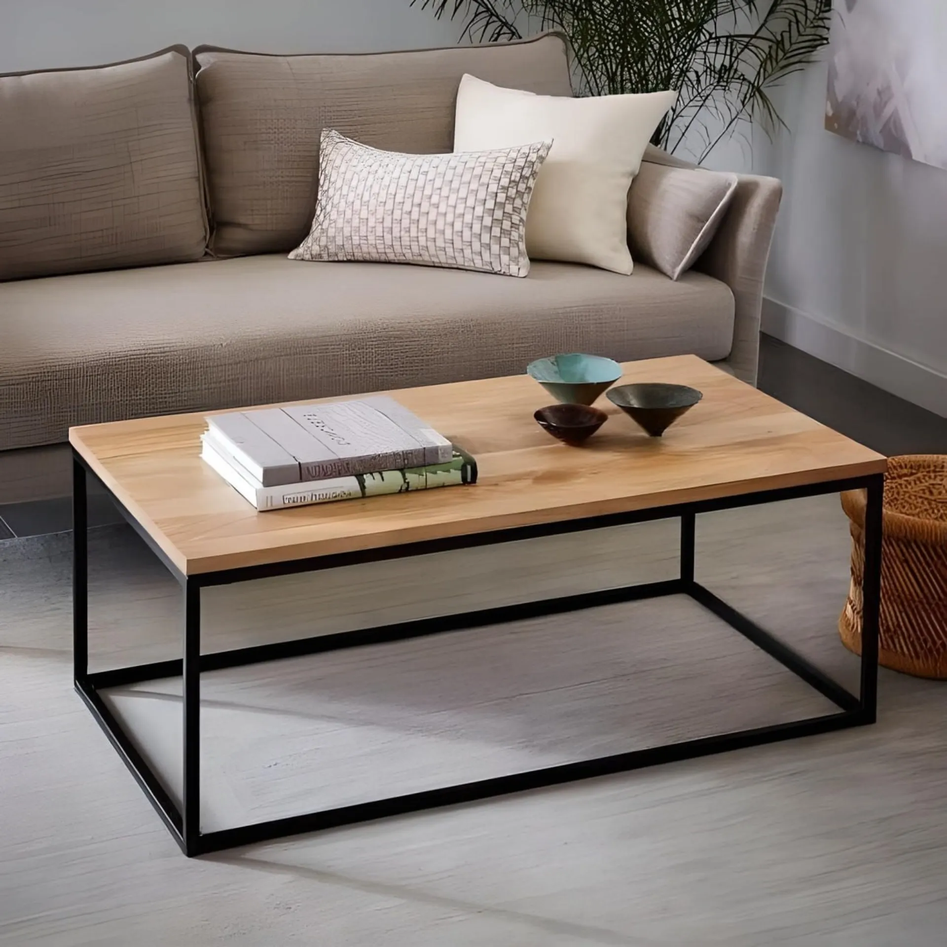 انتخاب یک میز دکوراتیو برای یک خانه مدرن