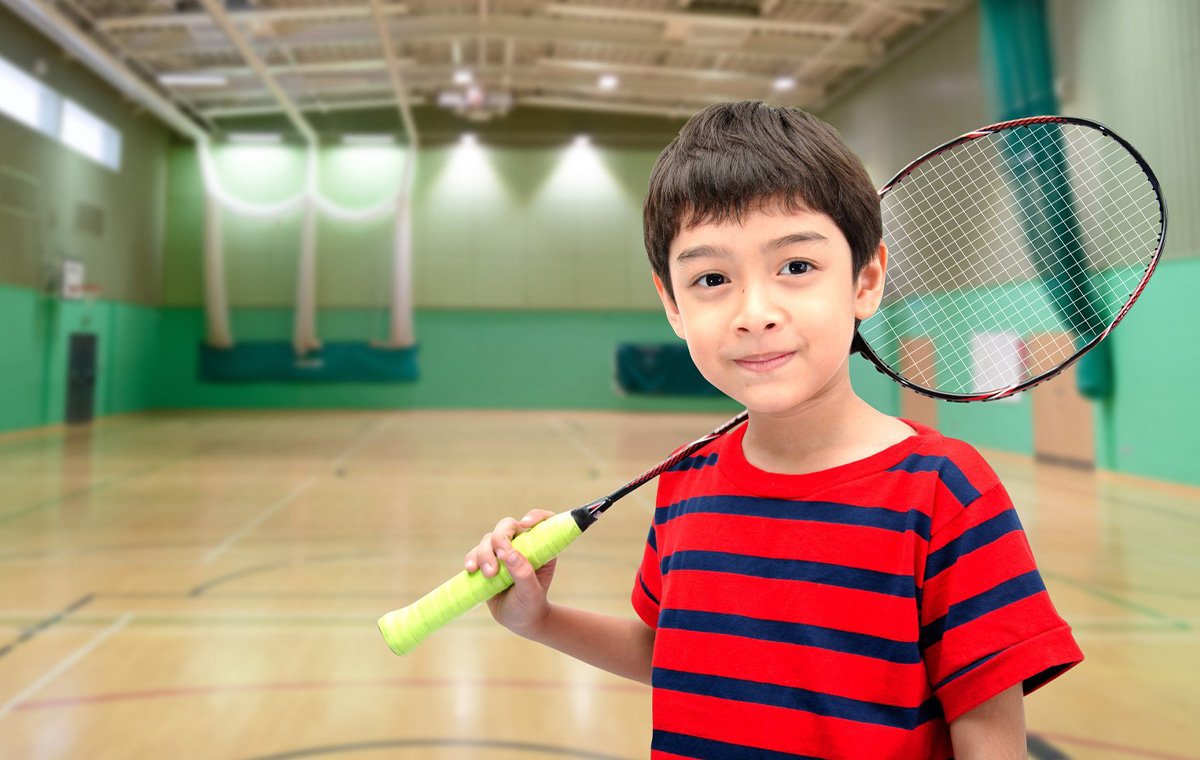 انتخاب راکت بدمینتون مناسب با قد برای کودکان و خردسالان اهمیت زیادی دارد
