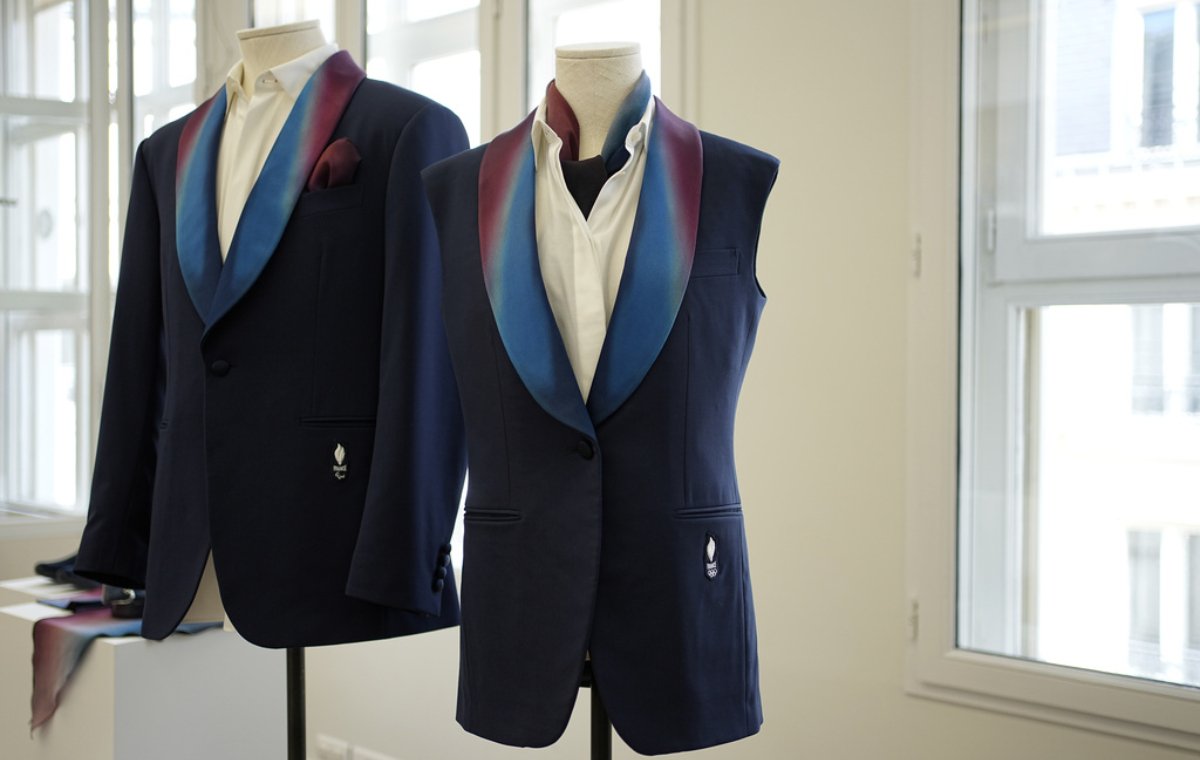 لباس فرم فرانسه در المپیک 2024