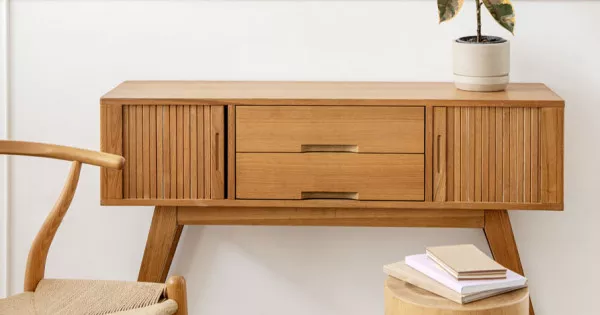 چیدمان میز کنسول