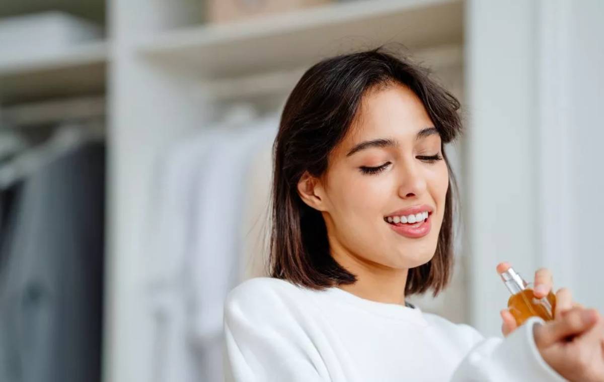 معرفی بهترین عطرهای خنک زنانه