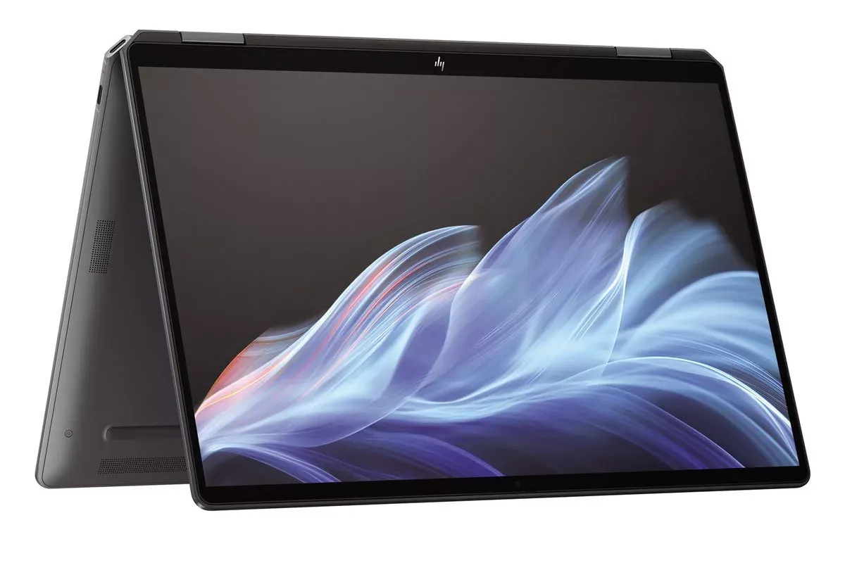 تصاویر تماشایی از تبلت گیمینگ نوبیا؛ محصولی قدرتمند با طراحی متفاوت