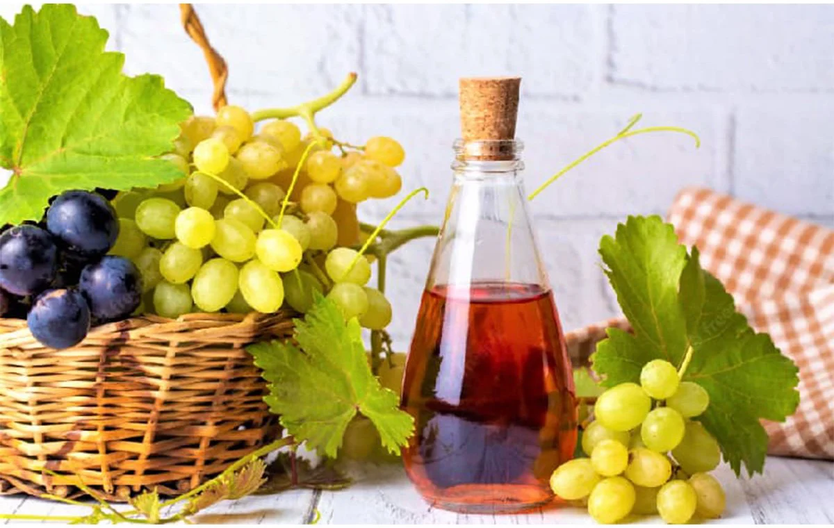 طرز تهیه سرکه انگور فوری