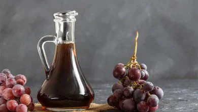 طرز تهیه سرکه انگور خانگی فوری با انگورهای زرد و سیاه