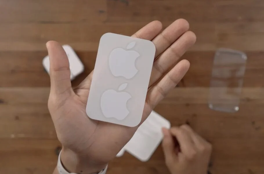 پایان یک دوران؛ استیکر اپل از داخل جعبه آیفون 16 حذف شد