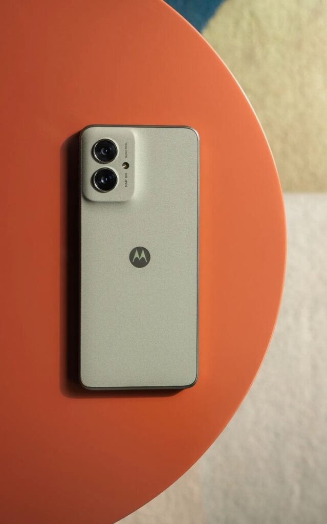 moto g55 launch bottom 2 639x1024 1