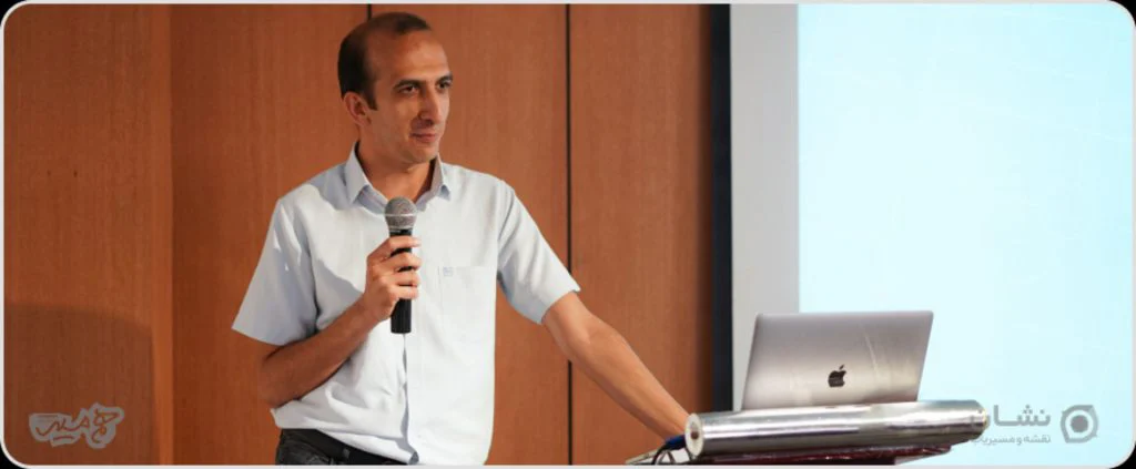 neshan ceo while presenting 66e95251880241bd741458f2w1920ampq80