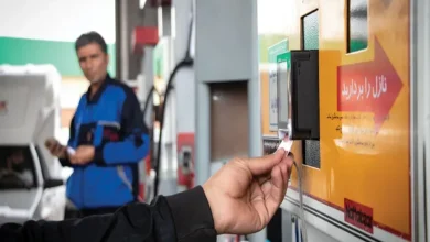 انتقاد عارف از حملات سایبری یکسان به سیستم توزیع بنزین در سال‌های گذشته