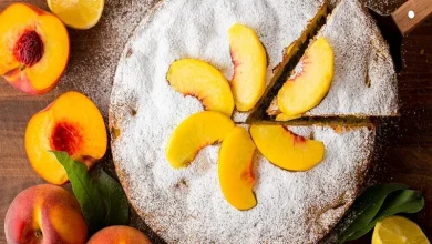 طرز تهیه کیک هلو اسفنجی در فر