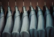 کامل‌ترین راهنمای خرید پارچه کت و شلوار و معرفی ۹ پارچه معروف و عالی