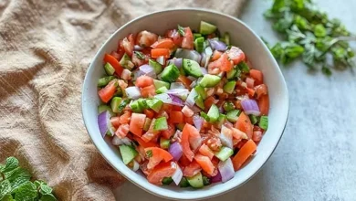 طرز تهیه سالاد شیرازی اصیل و نکات مهم برای تزیین آن