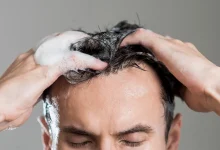 راهنمای خرید بهترین شامپو برای موهای خشک و وز