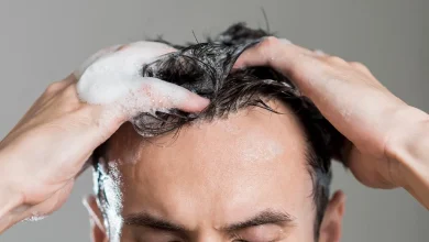 راهنمای خرید بهترین شامپو برای موهای خشک و وز