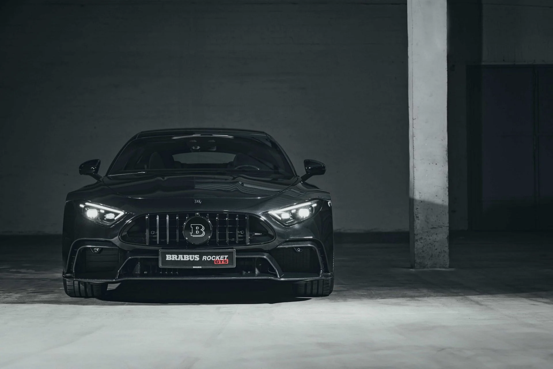 برابوس راکت جیتیاس از نمای جلو