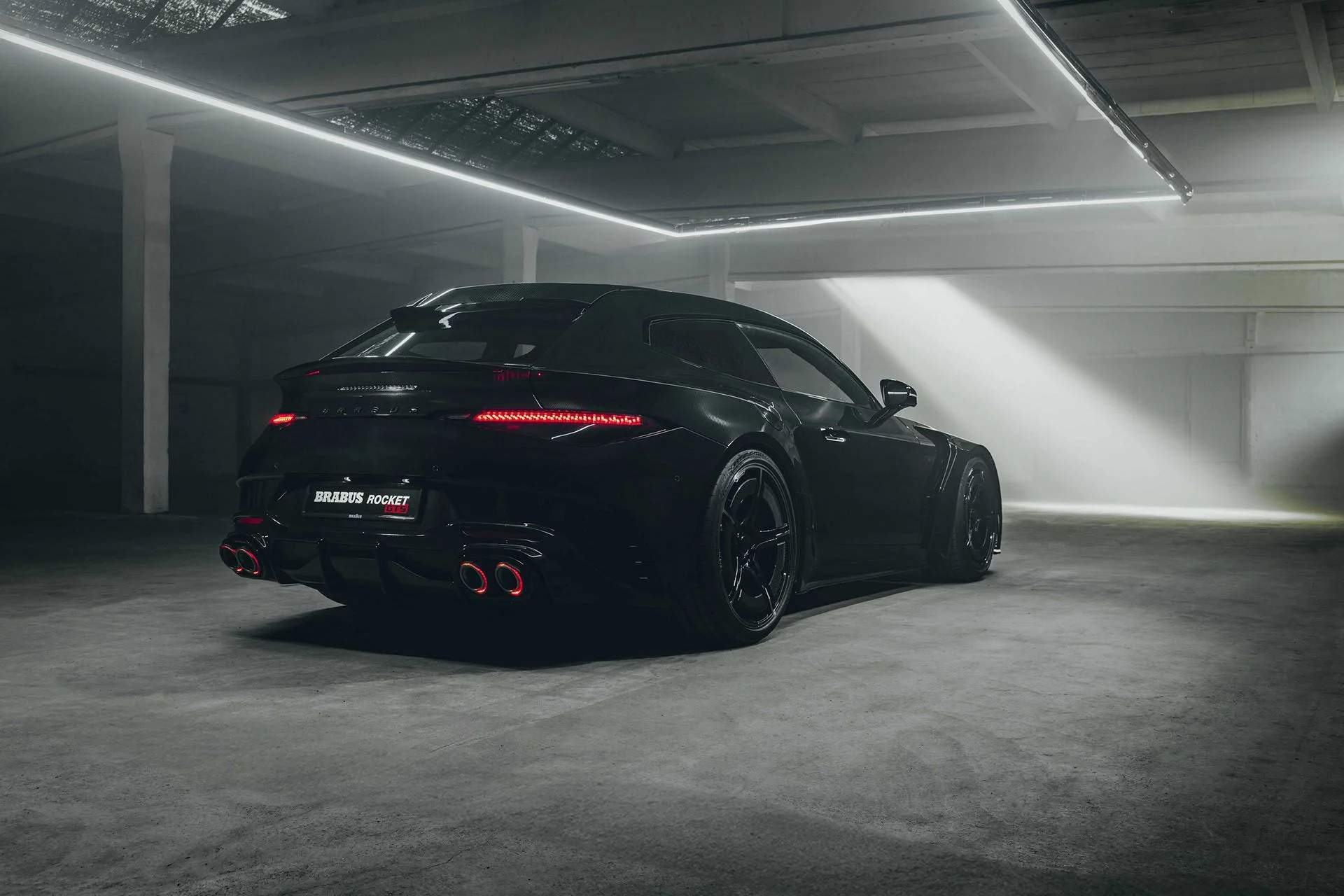 برابوس راکت جیتیاس از نمای سهرخ عقب