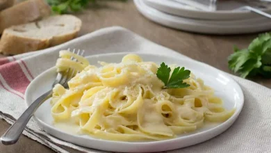 طرز تهیه پاستا سیر؛ آسان‌ترین و سریع‌ترین پاستای ایتالیایی