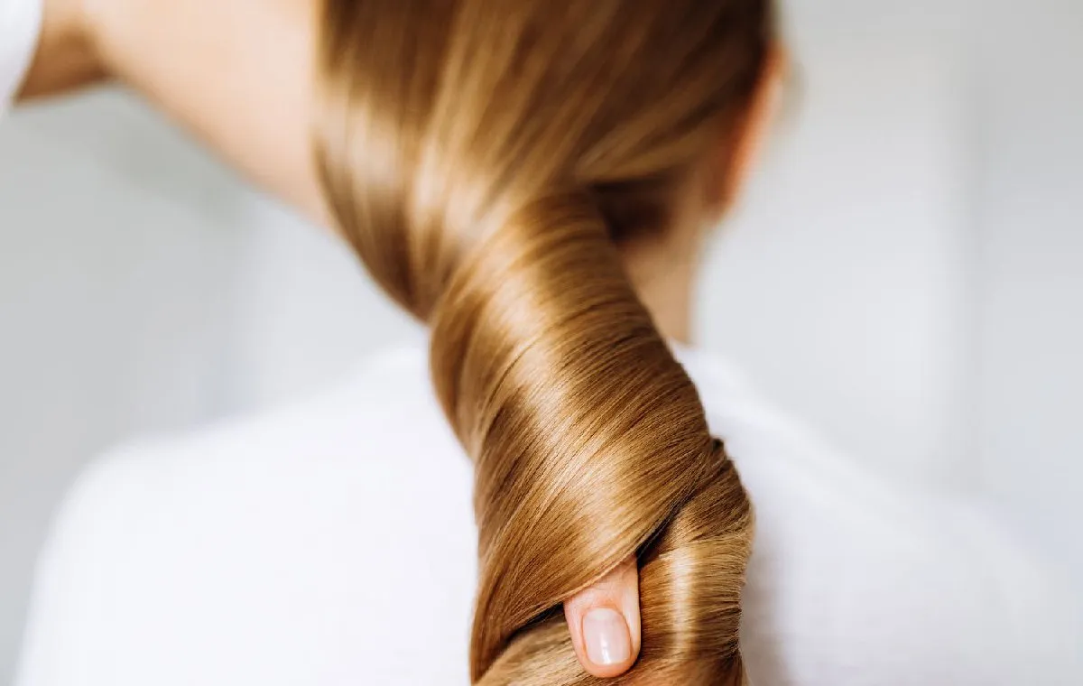 براق‌کننده‌ی مو چیست و چه خاصیتی دارد؟