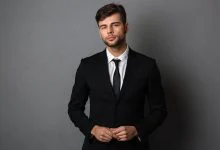 راهنمای سایزبندی کت و شلوار؛ چگونه سایز خودمان را پیدا کنیم؟