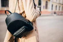 چرا استایل زنانه با کوله‌پشتی دوباره ترند روز شده است؟