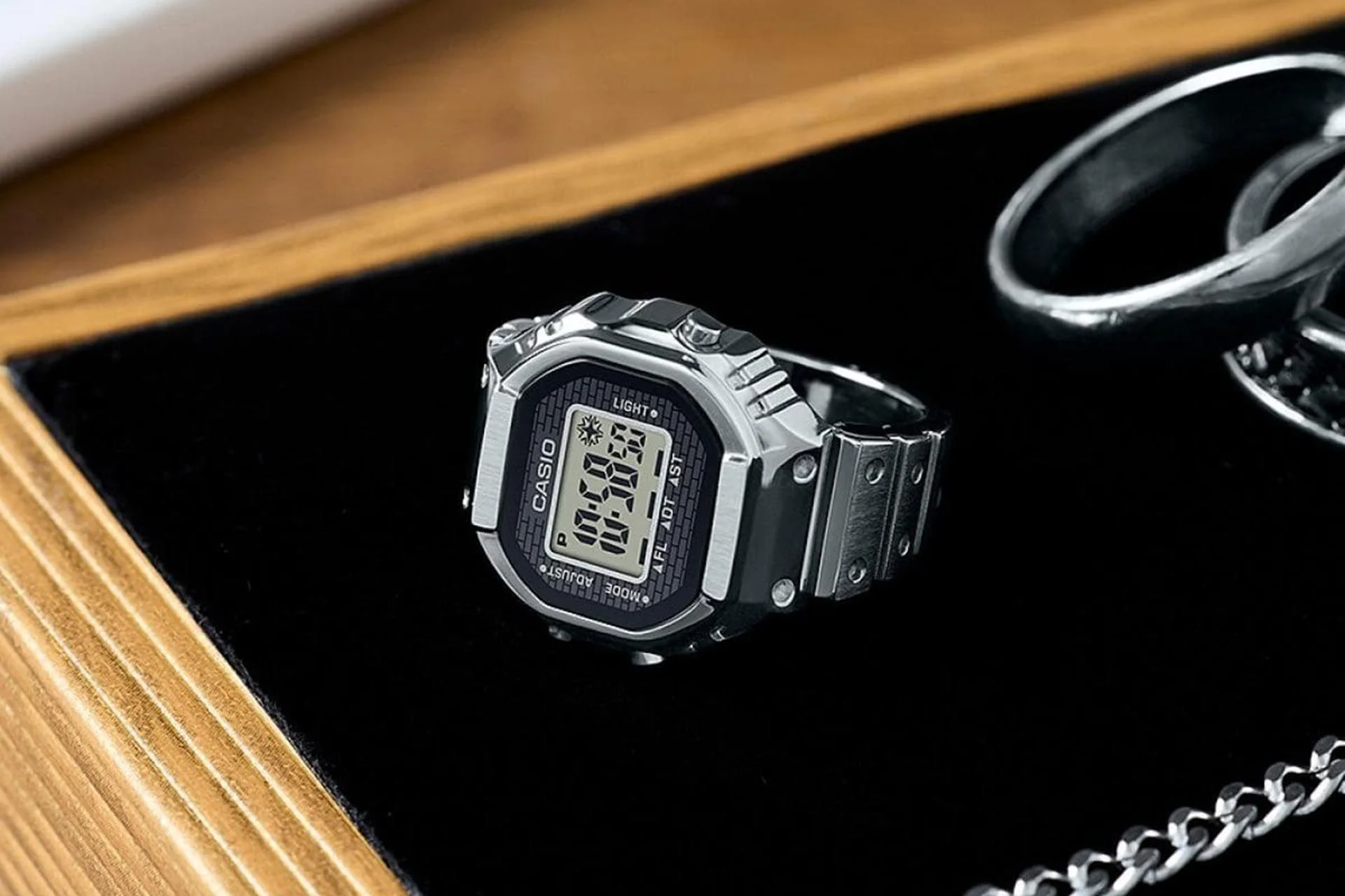 رونمایی از اولین حلقه دیجیتال کاسیو با طراحی مشابه ساعت قدیمی و معروف این برند