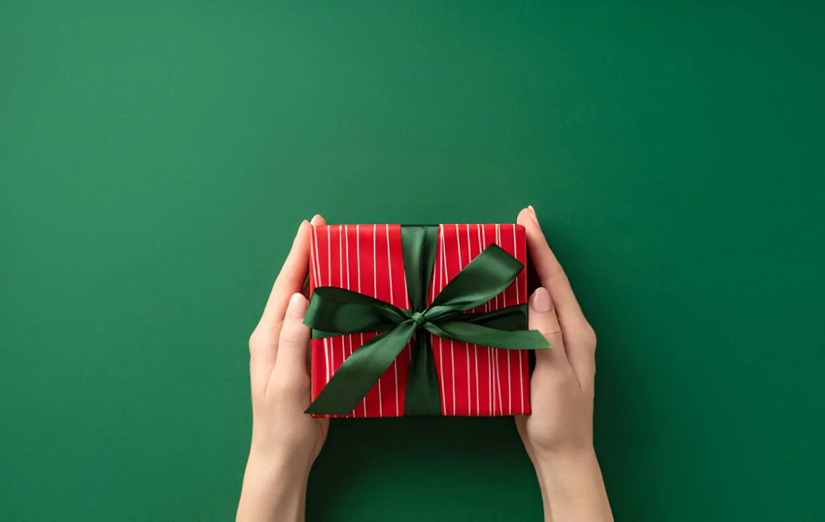 راهنمای خرید هدیهی شب یلدا برای خانمها