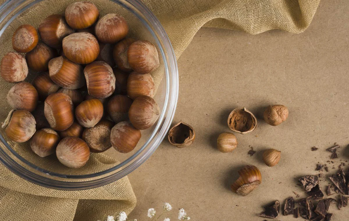 فندق برای خوشمزهتر شدن اجیل شب یلدا