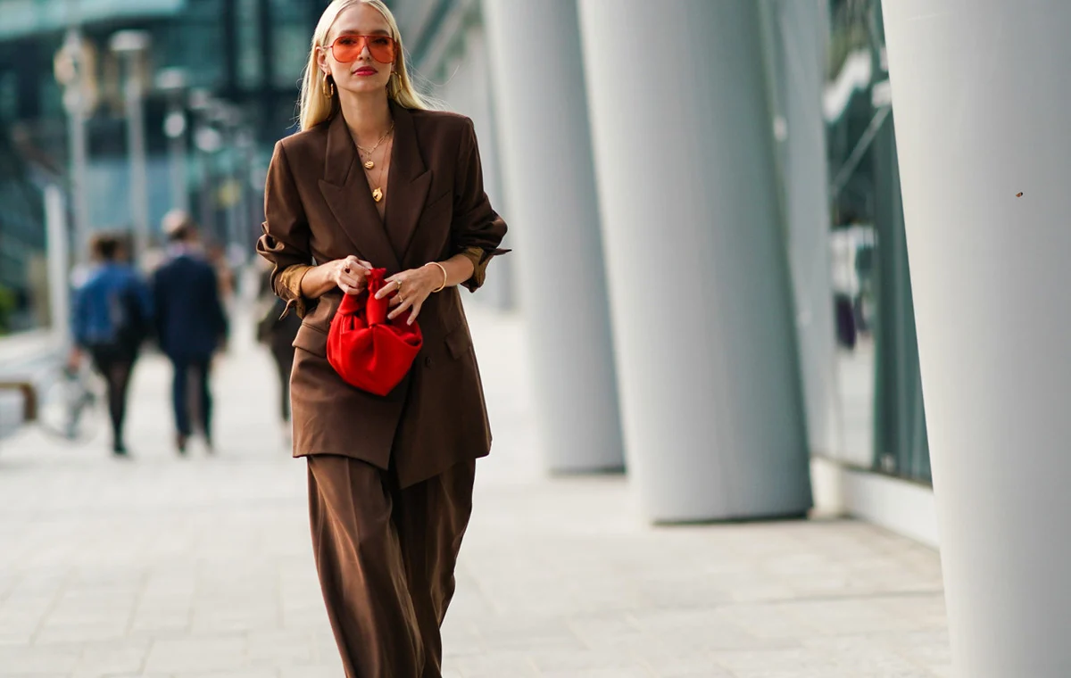 با رنگ قهوه‌ای چه رنگی ست می‌شود 