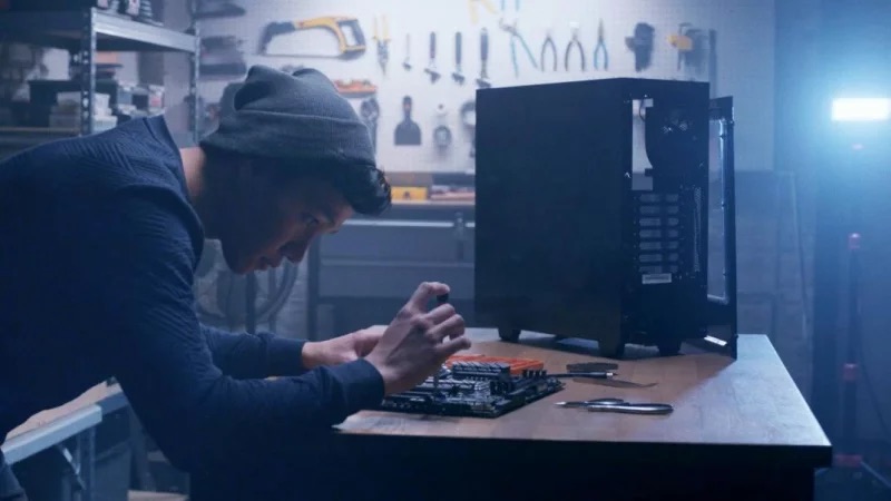 لپ تاپ یا کامپیوتر گیمینگ 